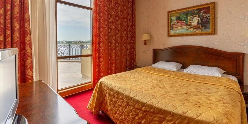 room_cdcde5eb-2121-40f7-8360-3e8e67b4de3a.jpg