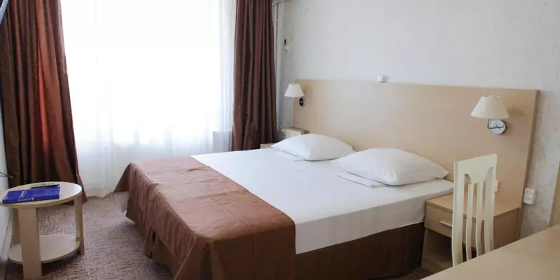 room_4c2fe19b-57ae-447a-b9c5-e6a8c5b0b754