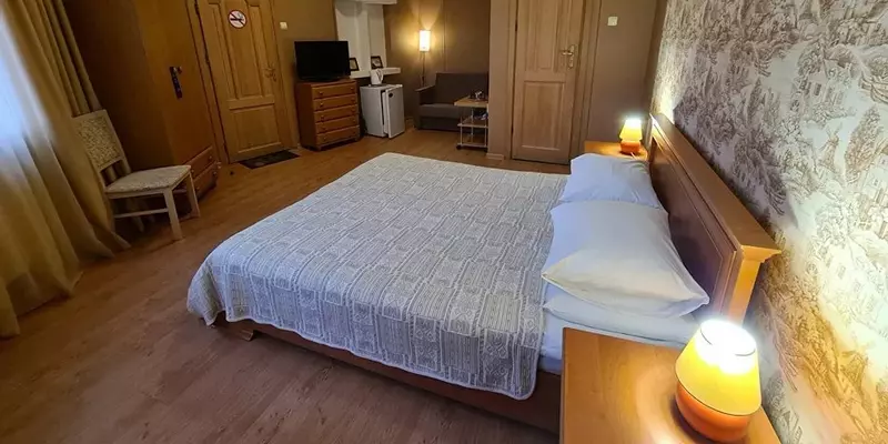 room_f24f5784-bd59-4793-aac0-ddd4b25b68a6.jpg