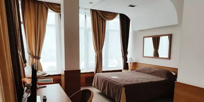room_4ddf5bea-ffb8-43b1-baff-bc8a1b638961.jpg