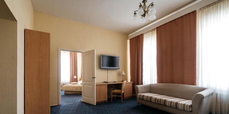 room_1ff21c72-dcc3-448b-9952-d0e57dbf6e39.jpg