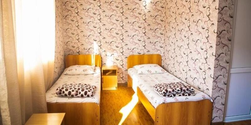 room_e7f62aad-61a8-461e-9e43-b92c16e2db39