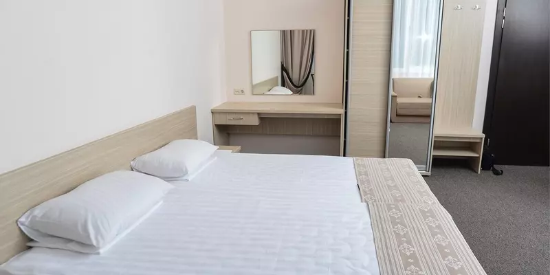 room_00130a8f-6b4f-4eaa-995a-9eb335feeb72