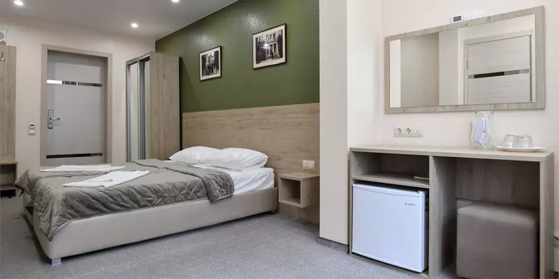 room_0426d40d-842a-4c85-b279-2b9edffba90f