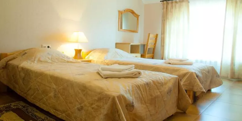 room_4fdf4b3c-317f-4e2f-82c3-78aef98f1d1f.jpg