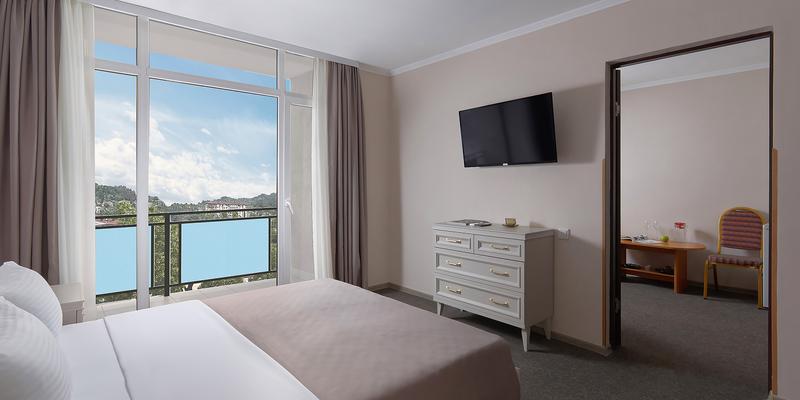 room_430a5102-d3fb-4366-9de7-c6d84bb2d3ed
