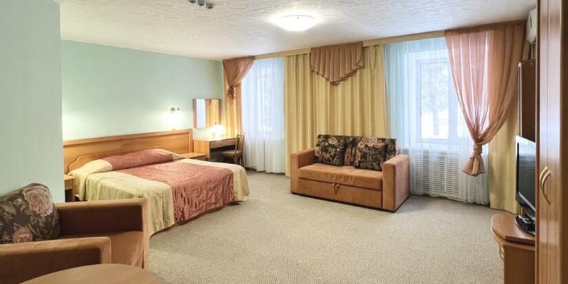 room_bc010d0c-ce60-44b8-aaa9-cf5930d827c8.jpg