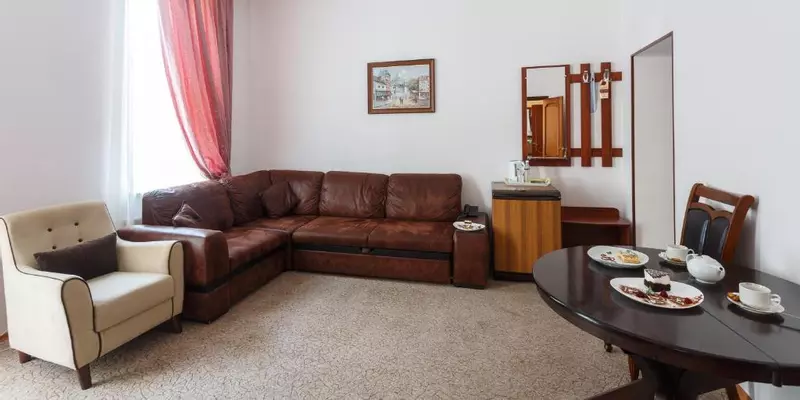 room_bbef0e87-5d8e-49ba-9ca0-93f5a6d6b676.jpg