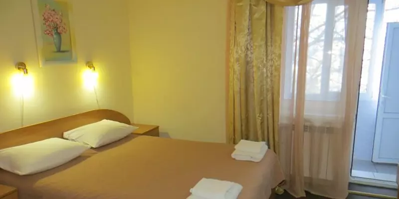 room_2f08a557-ff59-4ce0-8600-e09a6828f198