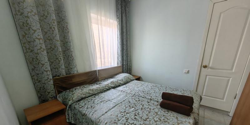 room_5f105c2a-3fa1-463b-b6df-b03d3f23912e.jpg