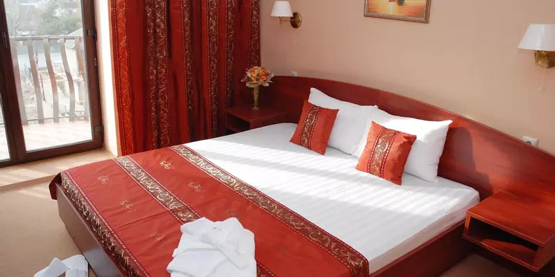 room_5f49ff79-d213-4230-9882-4a8ed4ab6ac2