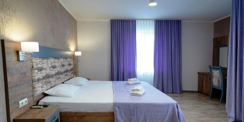 room_2af6ce43-bba4-48f4-b9f9-517e62205094
