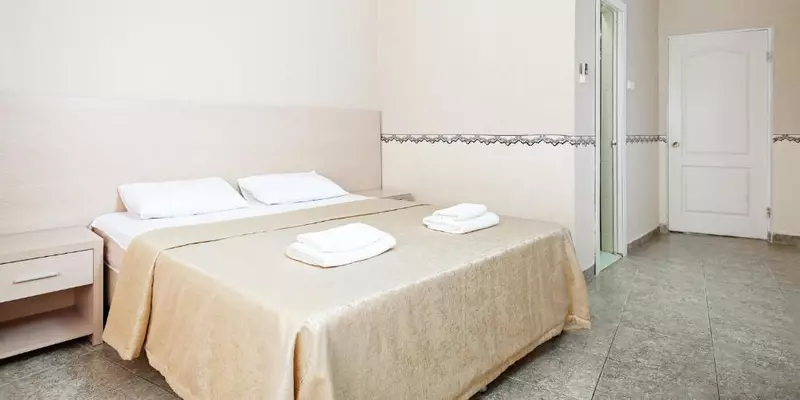 room_963b1725-4d6b-410b-99ed-080ccde2fc3f