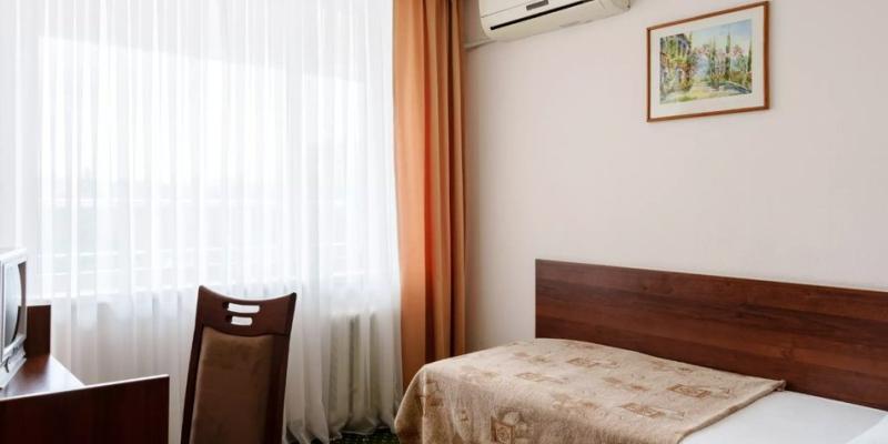 room_2d6af6b4-7b95-4c3f-a2b8-25342afb7b1b.jpg