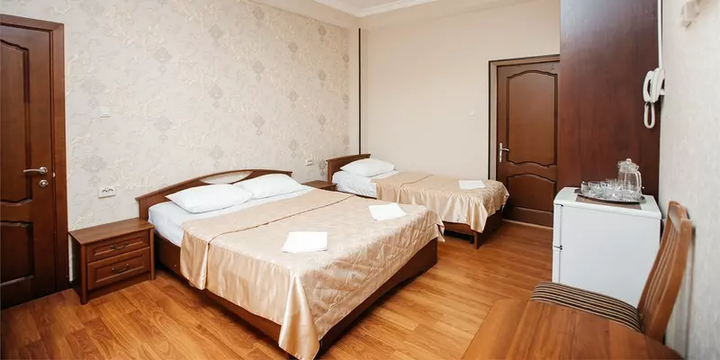 room_7fed28ca-17a0-462e-93ac-2a20d2609012
