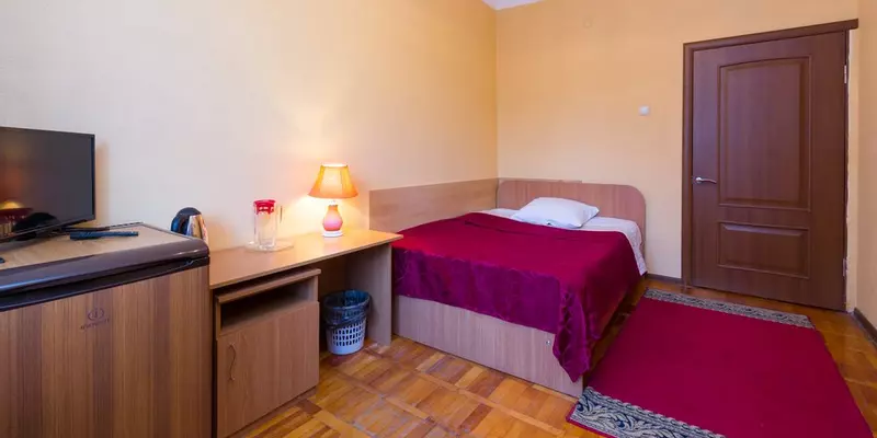 room_5cf86e9b-7434-408d-a5d2-75a16d528a0b.jpg