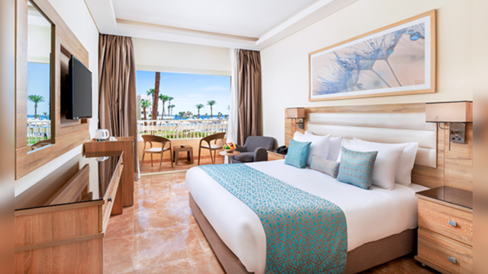 room_e2b30610-eeaf-4e24-80fa-6c3c170b72e0