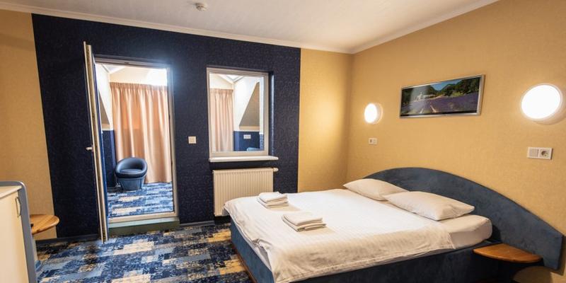 room_a4e299d5-db3b-4d2c-9de8-deda2122baef.jpg