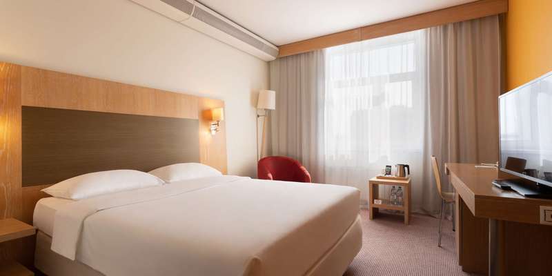 room_2b5d377e-b42f-46be-8211-5c1feb4ce43e.jpg