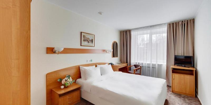 room_f51c8efa-0d55-4b5d-a21e-b69cf96599f6.jpg