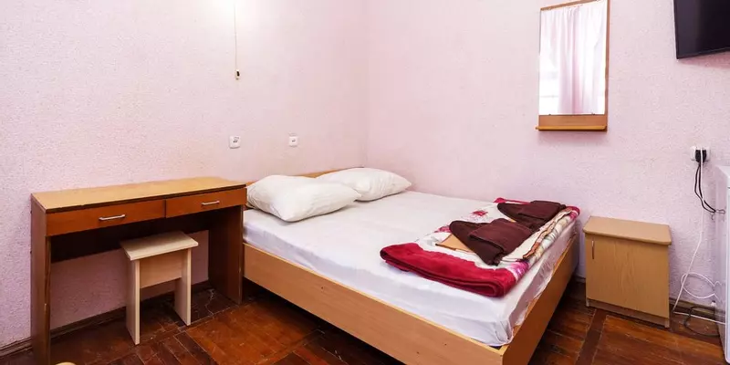 room_b44a1eb0-3f88-42a7-9bcd-06a7026712e2.jpg