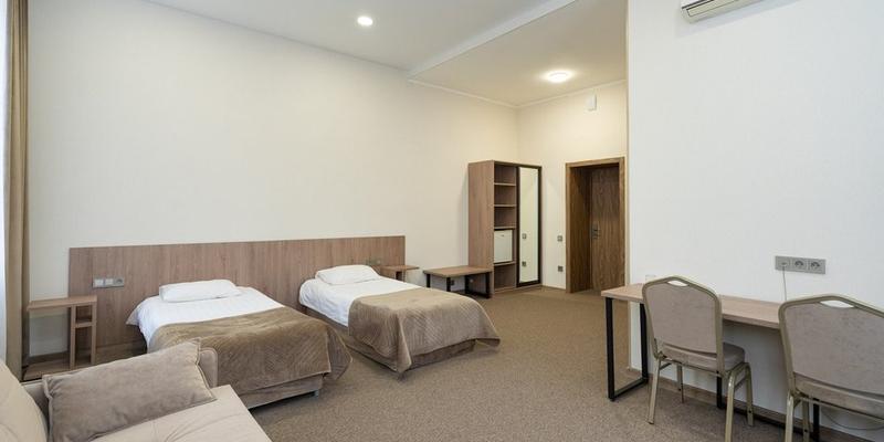 room_bf6cd245-48c1-4fe5-8d9b-3e083757cbc2.jpg