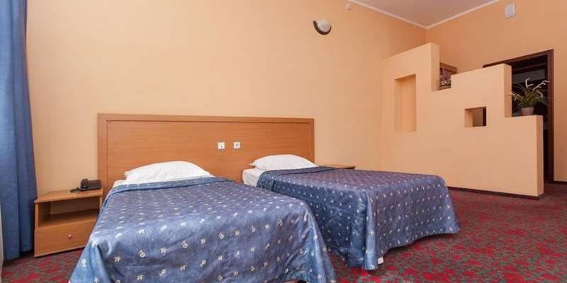 room_e87d385a-9cbc-4cb2-9f61-6d1b638a1386.jpg