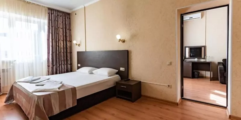 room_a7e011b8-9818-4e82-b19d-8c68e4922579