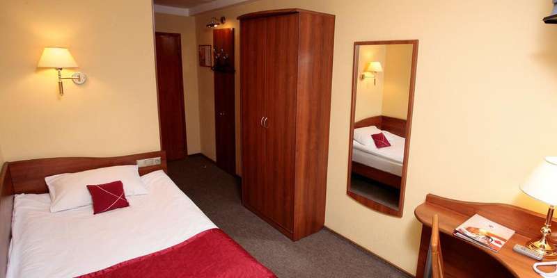 room_7d4969d0-6bc4-4428-8513-d644e66bbce3