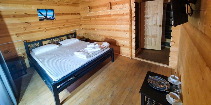 room_5ab32ac9-7d22-43e1-995b-f7f7d19b9bad