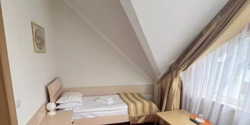 room_ac69c265-22c5-4d4a-b91b-cd44ee67eda0.jpg