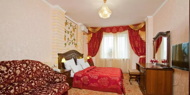 room_93a57a87-6c0e-4e5b-90f7-de30821bffc3.jpg