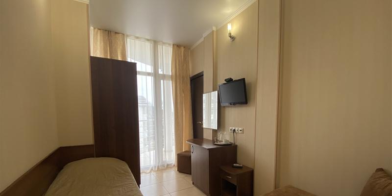 room_2e3dcf5b-d885-4210-8125-91ee6e167726