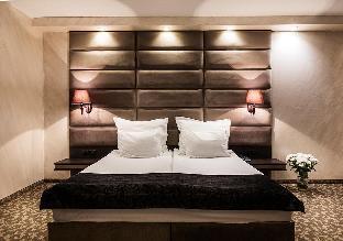 room_d660d60f-3548-4bb6-8e8b-8cf1298997ce.jpg