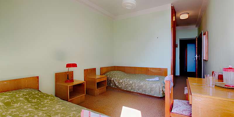 room_4d9af0ed-2fec-4d7b-a4f7-6088cbc1e3cf