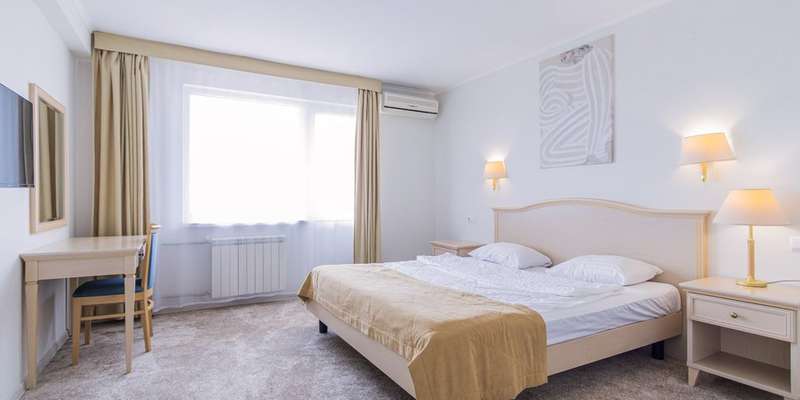 room_4ce628ce-5dd2-4f6f-83a5-b7ac06bf78d0.jpg