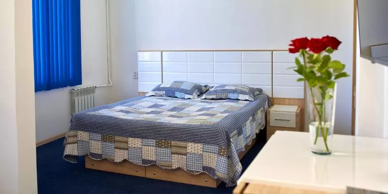 room_8e888b7c-d458-47b7-8399-bf706fcfc39a.jpg