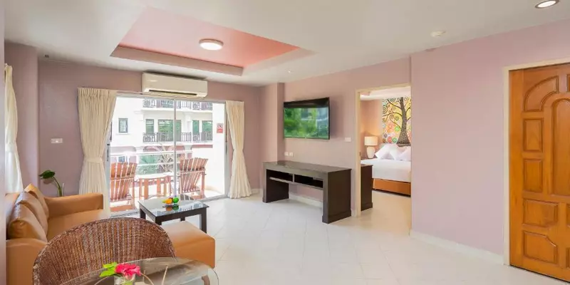 room_4a79dea2-40ab-489d-94da-5e427742a8df.jpg
