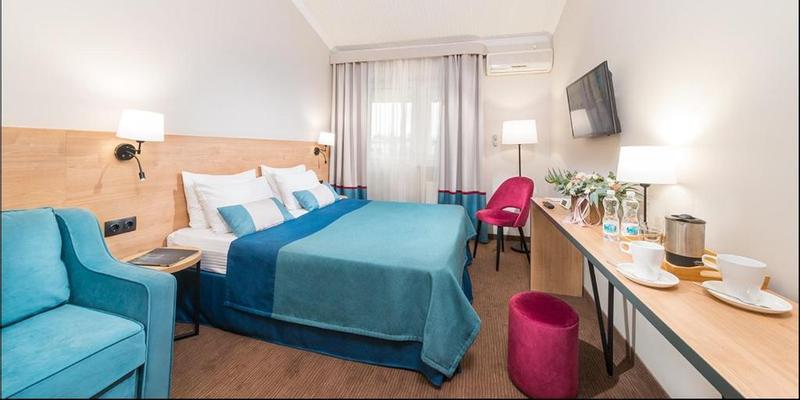 room_4727e9b2-28da-4fec-8836-e3161a0fdc15.jpg
