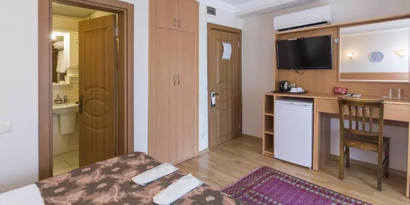 room_8c8cbd73-a1f3-4108-89d1-632b18c39e41.jpg