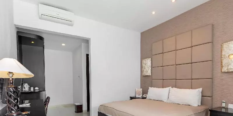 room_21842135-51f4-4c44-ae10-51fec8b04b3e.jpg