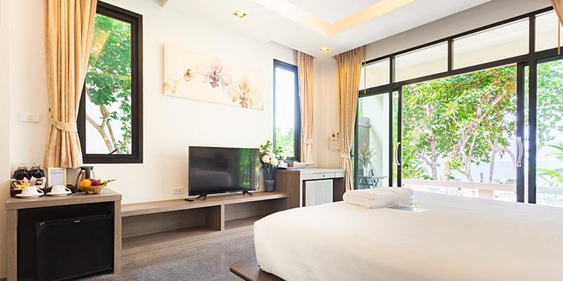 room_7c2e577b-10a0-4e0c-b53b-323dd6249402