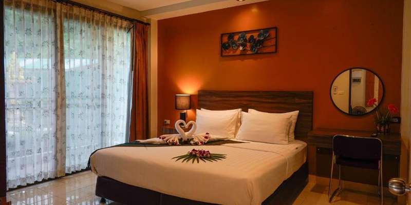 room_bb2b8a5b-8654-42ae-8227-09bbb5d8179c