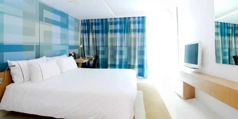 room_d8e77f25-f8ef-4a63-8084-8ca06eb37740.jpg