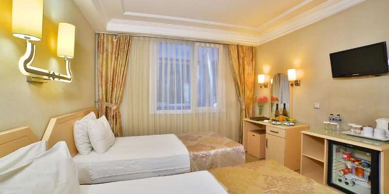 room_5b9bf835-5cc0-4672-8b34-eaf2c1ef7cfa.jpg