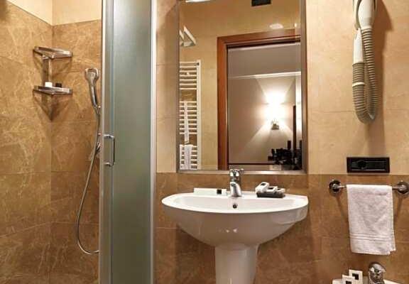 room_e914b09b-e99b-4c8c-8f7d-027871089c98.jpg