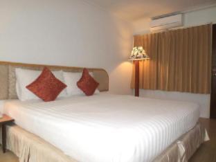 room_e6ab98c9-c360-412f-ac49-c40bfd7ddd99.jpg