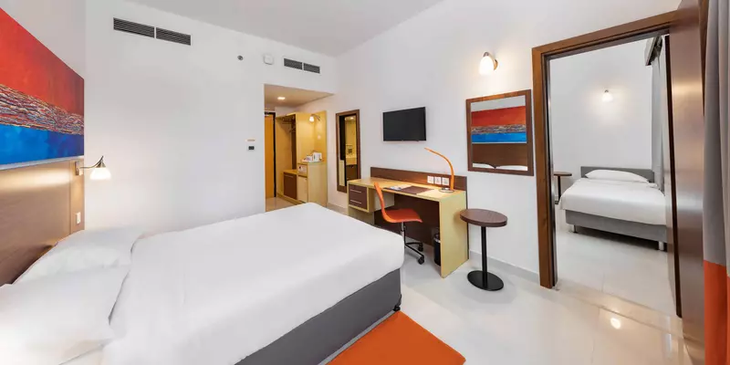 room_96eda323-7531-43de-ac59-5cddb3787e5a