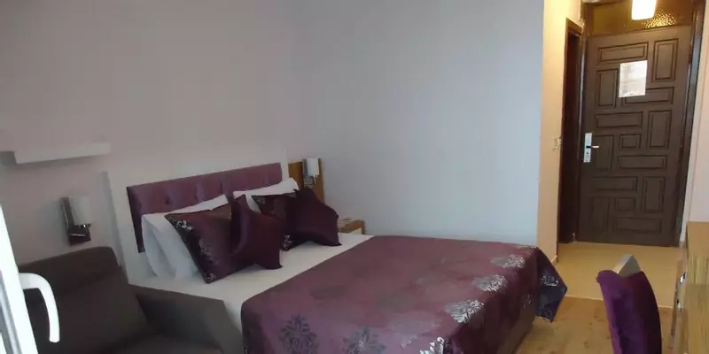 room_029cc8a7-a2f1-4474-964c-edb6eca498c8