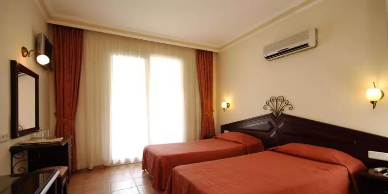 room_f411cc7e-8b5d-4d82-b2d0-83c55356ed2b